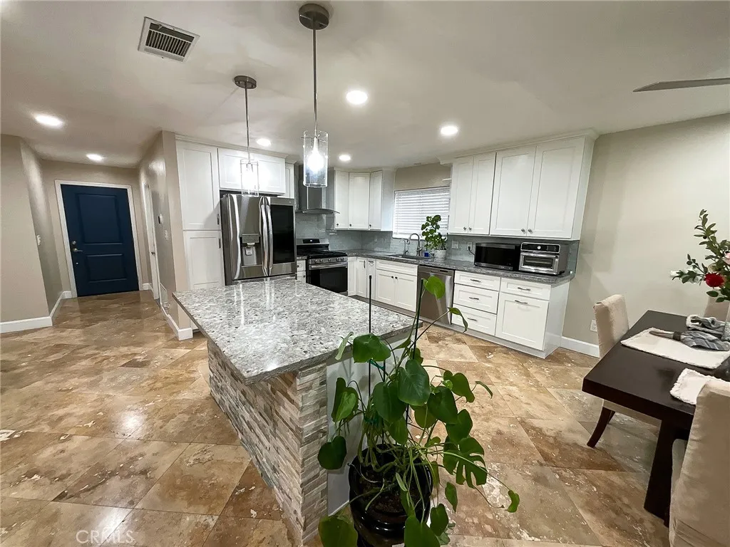 8906 Lime Court, Fontana, CA 92335 - Photo 4 of 50, Fontana, CA