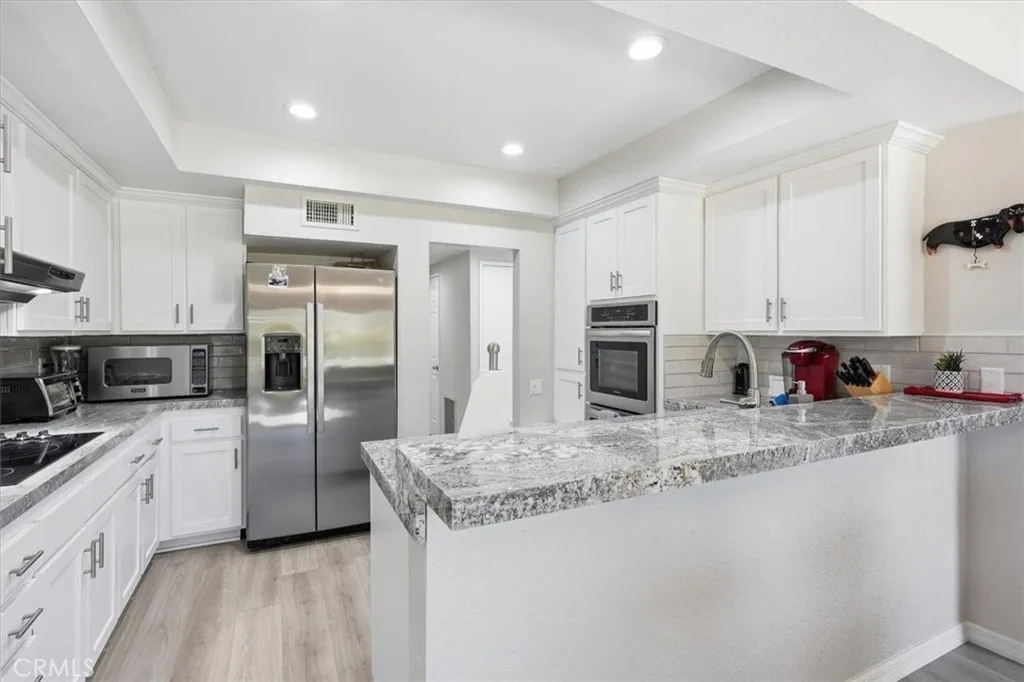 1833 S Araby Unit 16, Palm Springs, CA 92264 - Photo 3 of 22, Palm Springs, CA