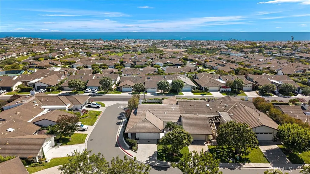 11 Jetty, Corona del Mar, CA 92625 - Photo 3 of 49, Corona Del Mar, CA
