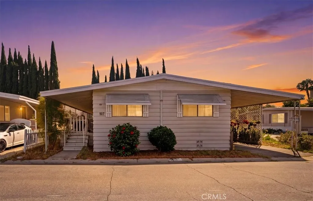 300 N Rampart #107 Unit 107, Orange, CA 92868 - Main photo, Orange, CA