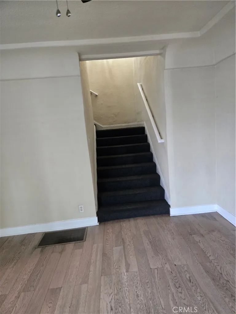 3940 W 60th Street, Los Angeles, CA 90043 - Photo 2 of 20, Los Angeles, CA