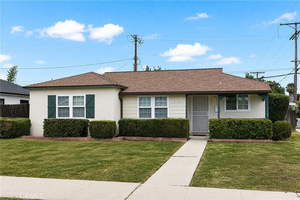 7002 Aura, Reseda, CA 91335 - Photo 2 of 44, Reseda, CA
