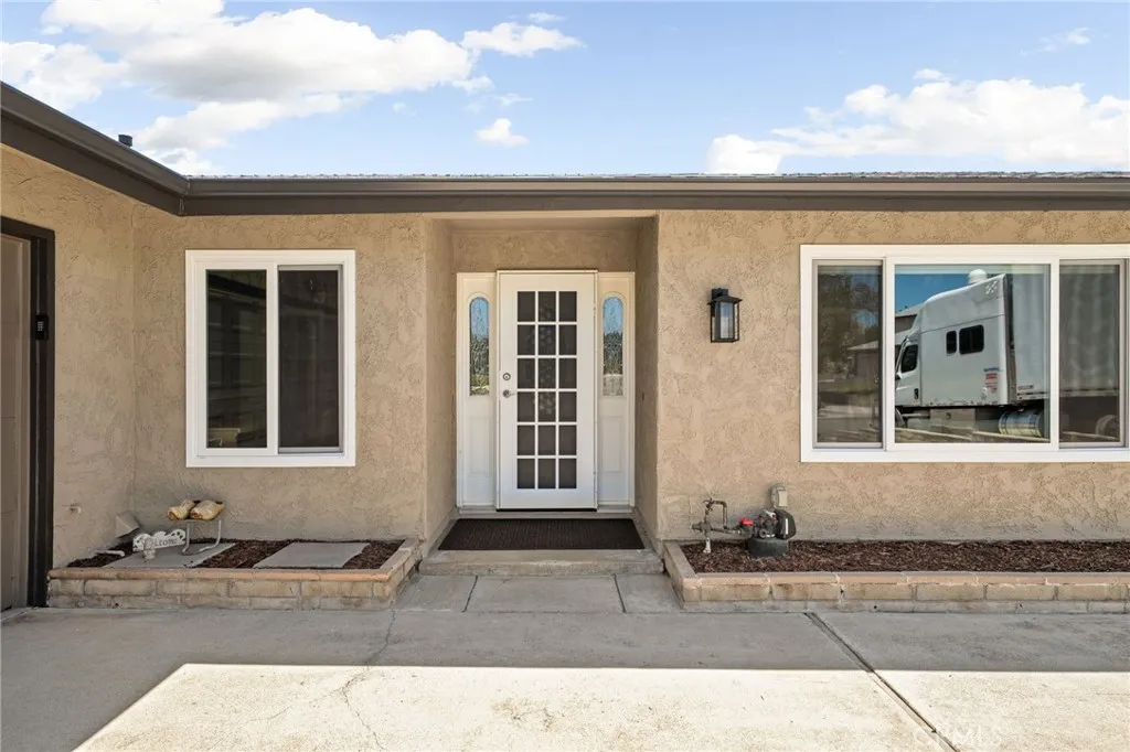 326 E Blue Jay, Ontario, CA 91761 - Photo 5 of 44, Ontario, CA