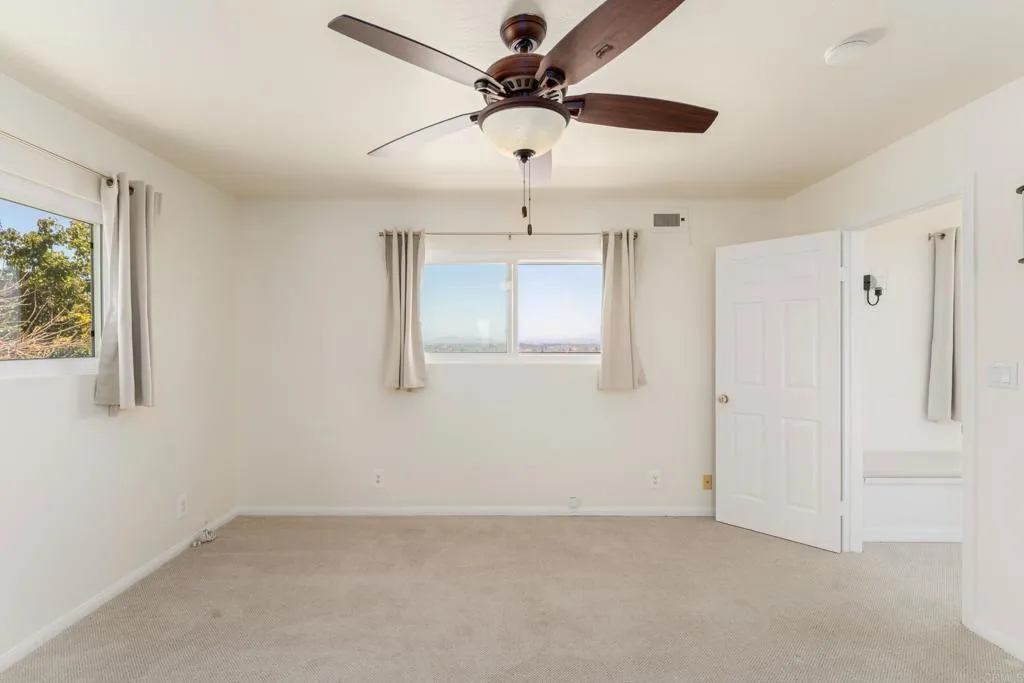 https://cdn.realtyfeed.com/cdn/127/306759780/5907c6faa7476b38f40a01b2d949508a.webp