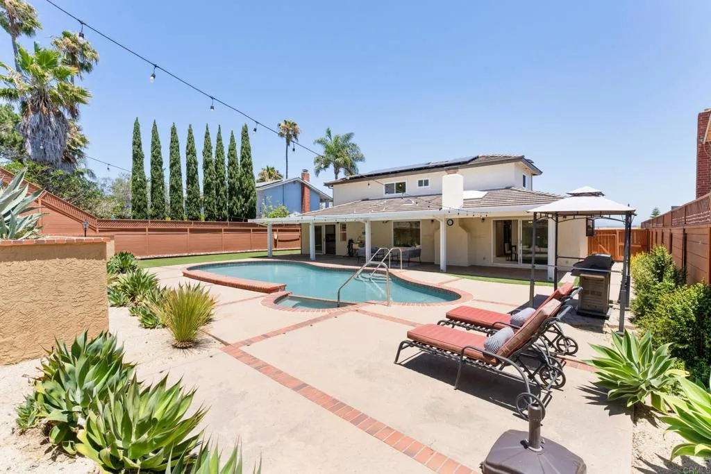 https://cdn.realtyfeed.com/cdn/127/306759780/a3c4e177fe579bd5a1ab135cff3fe747.webp