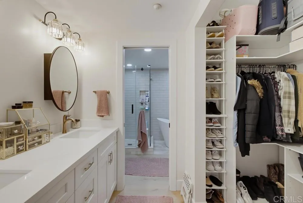 https://cdn.realtyfeed.com/cdn/127/306759796/117e8cae2f238b46f3acfae281ab157d.webp