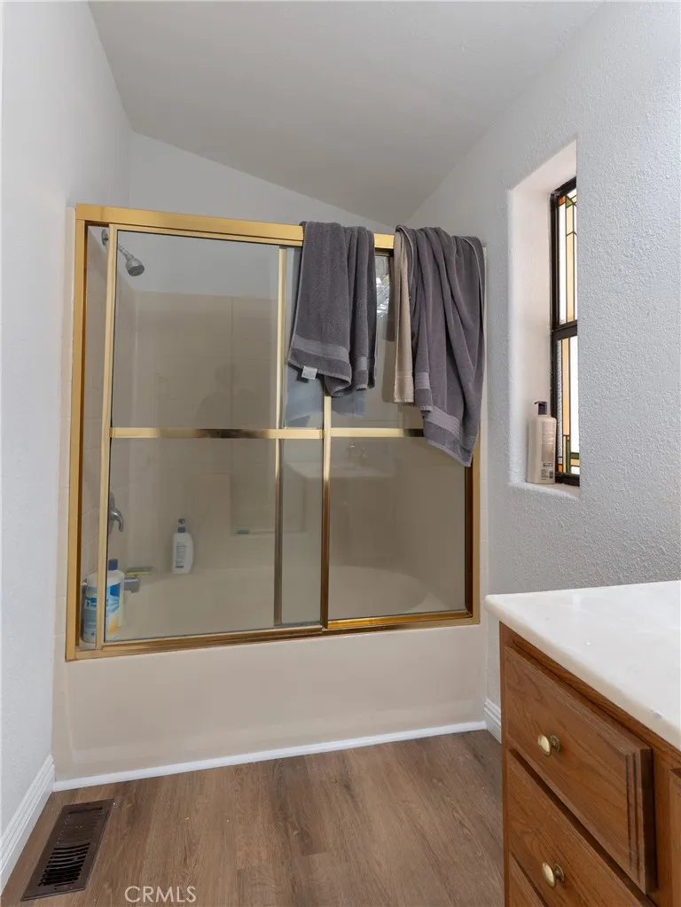 https://cdn.realtyfeed.com/cdn/127/306759801/104c2246fb348ca92b7ad496f96745f4.webp