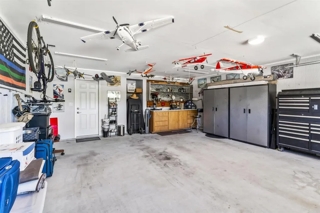 https://cdn.realtyfeed.com/cdn/127/306759817/96f0833c405b3108a44b574bc03ce362.webp