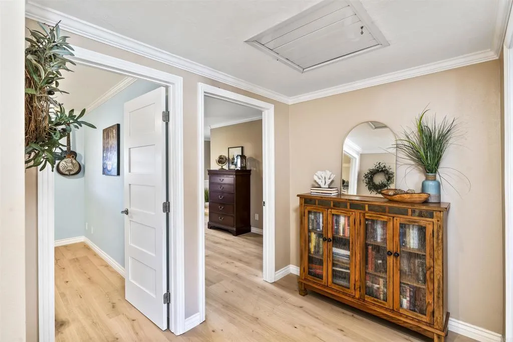 https://cdn.realtyfeed.com/cdn/127/306759817/a42f88143d7457d69d2f493d5b4801cc.webp