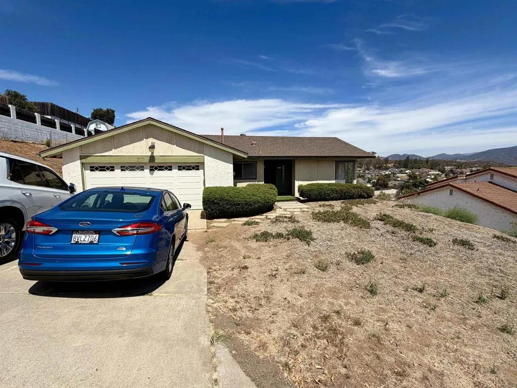 4033 Lorraine Ann Drive, La Mesa, CA 91941 - Photo 5 of 21, La Mesa, CA