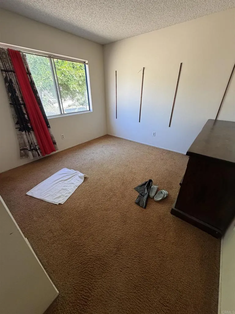 https://cdn.realtyfeed.com/cdn/127/306759834/e3cb9f90cc4090f320dcd81102aa1723.webp