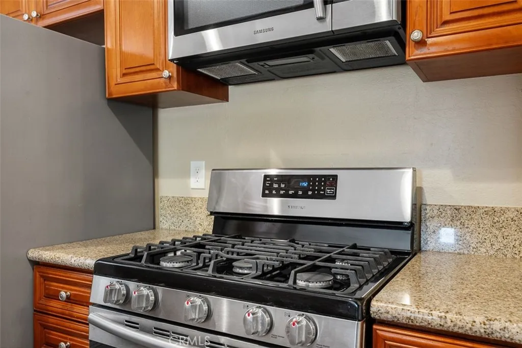 1090 Cabrillo Park, Santa Ana, CA 92701 - Photo 4 of 37, Santa Ana, CA