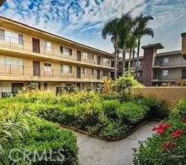 8505 Columbus Avenue Unit 211, North Hills, CA 91343 - Photo 4 of 12, North Hills, CA