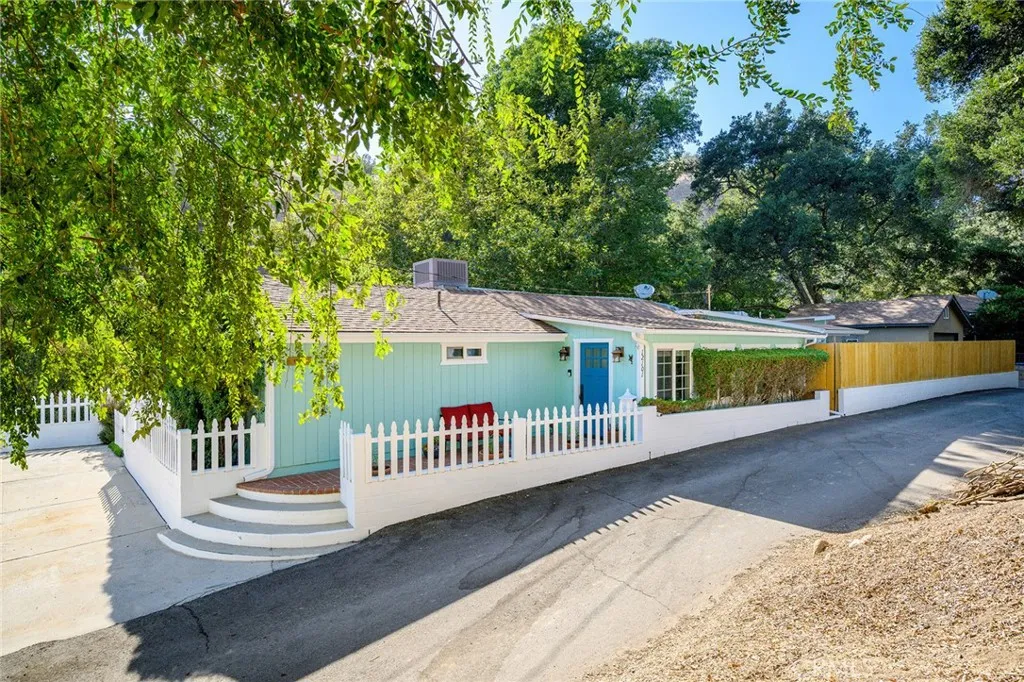 12101 Spring Trail, Sylmar, CA 91342 - Main photo, Sylmar, CA