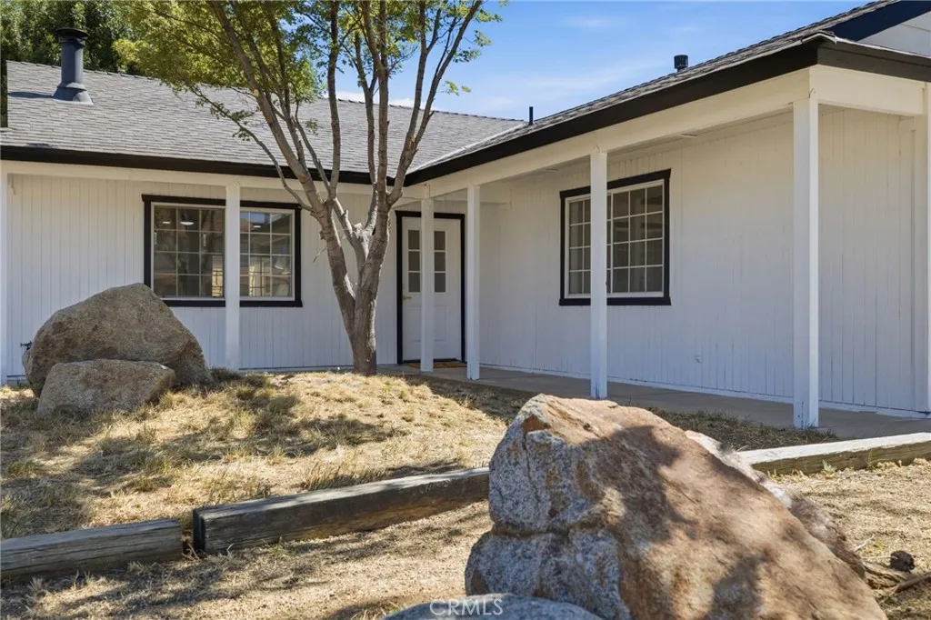 21009 Brentwood, Tehachapi, CA 93561 - Photo 2 of 50, Tehachapi, CA