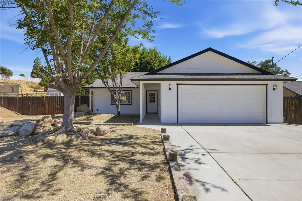 21009 Brentwood, Tehachapi, CA 93561 - Main photo, Tehachapi, CA