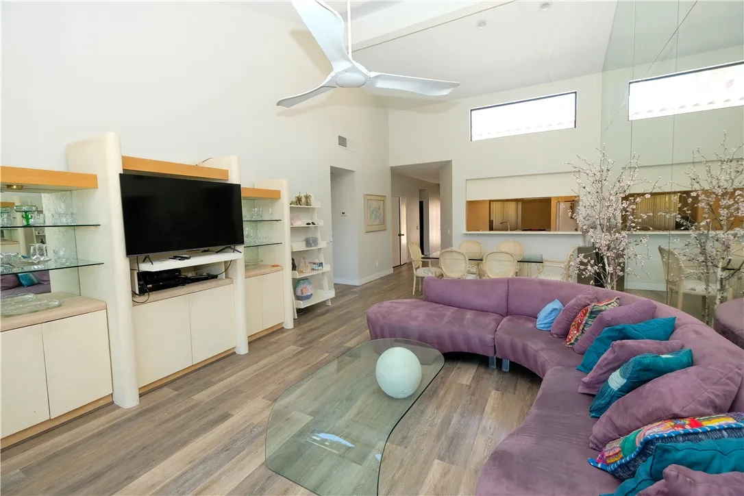 Palm Desert, CA 92211