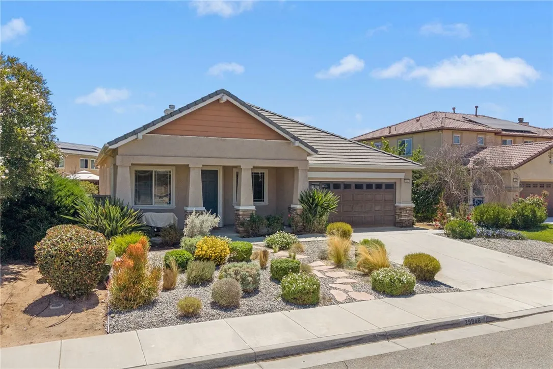 29946 Fox Creek, Menifee, CA 92586 - Main photo, Menifee, CA