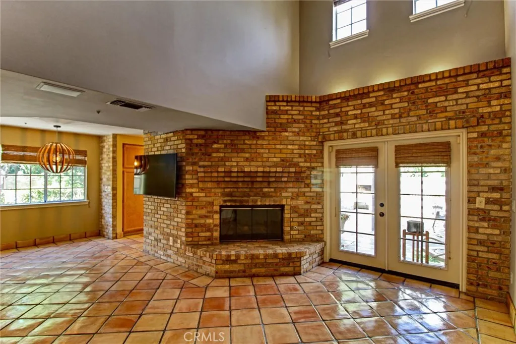 16287 Maricopa Ln, Apple Valley, CA 92307 - Photo 4 of 43, Apple Valley, CA