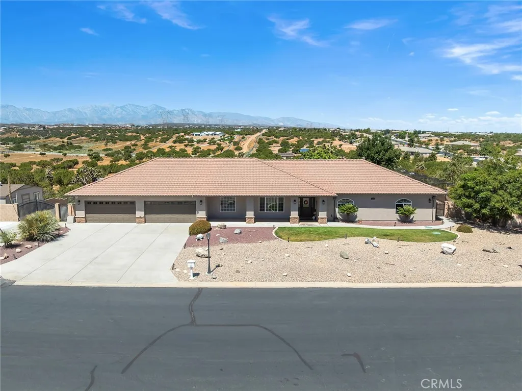 6910 Oak Vista Lane, Oak Hills, CA 92344 - Photo 2 of 46, Oak Hills, CA