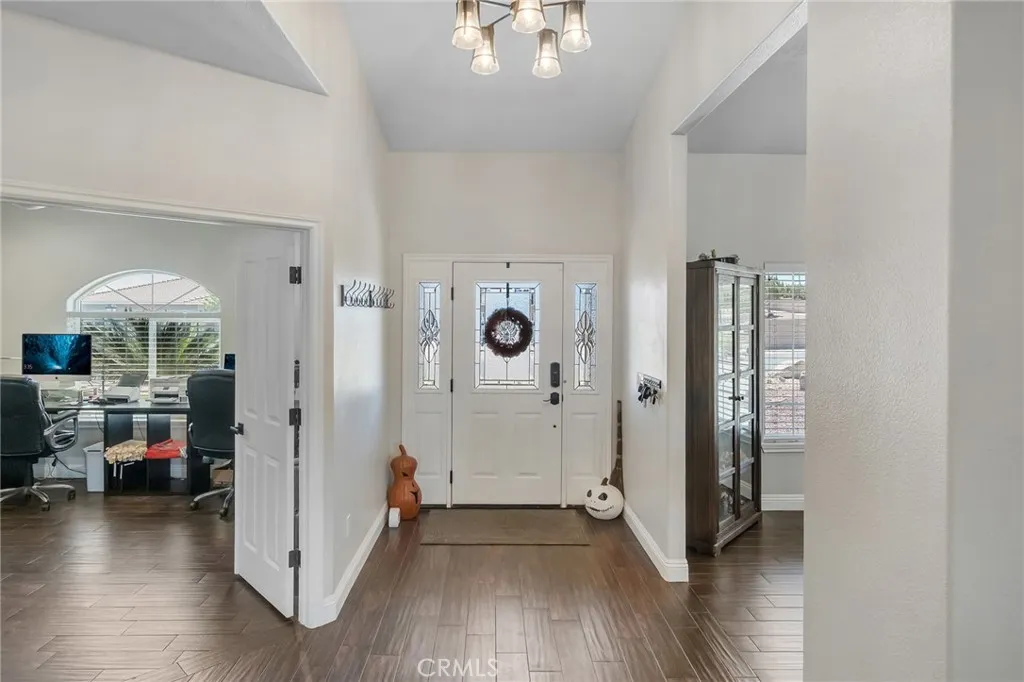 6910 Oak Vista Lane, Oak Hills, CA 92344 - Photo 4 of 46, Oak Hills, CA