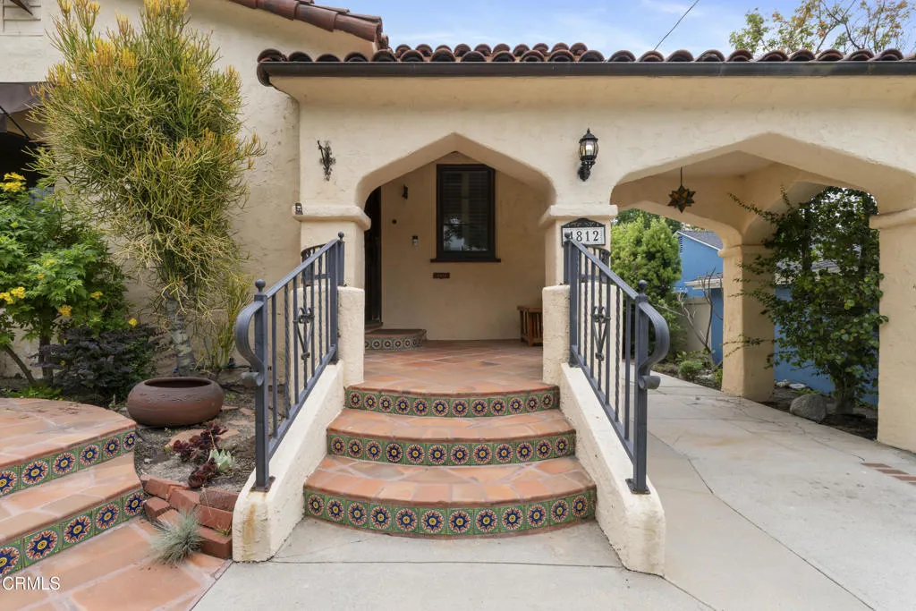 4812 La Canada Boulevard, La Canada Flintridge, CA 91011 - Photo 2 of 49, La Canada Flintridge, CA