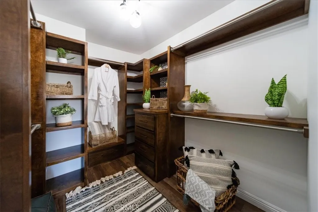 https://cdn.realtyfeed.com/cdn/127/306760054/1475d983b6c4b4d1f4231fec4c4b4968.webp