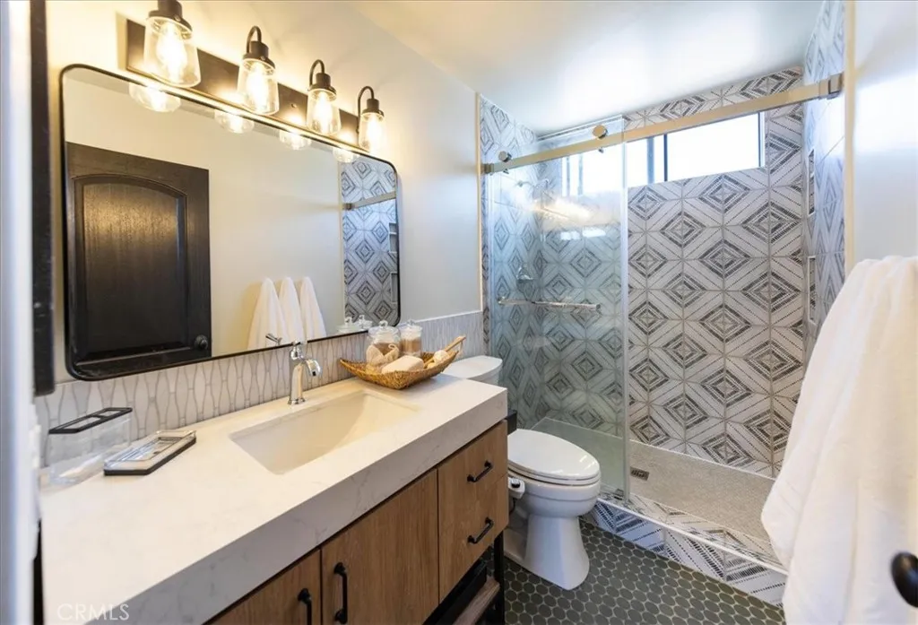 https://cdn.realtyfeed.com/cdn/127/306760054/8dafb4d4bc763cf6b954bc131ef3aaac.webp