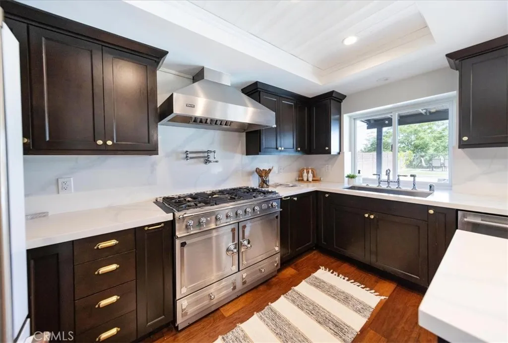 https://cdn.realtyfeed.com/cdn/127/306760054/ec7998abe507bf4e70fbe3e2f51cbd60.webp