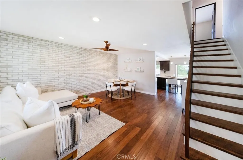 https://cdn.realtyfeed.com/cdn/127/306760054/fe47789c8fa65268979b3e6998c1a123.webp