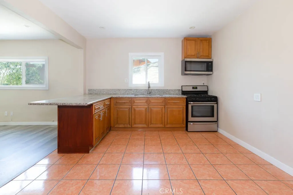 1059 Buelah Circle, Los Angeles, CA 90063 - Photo 4 of 7, Los Angeles, CA