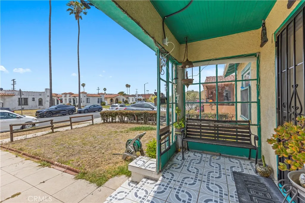 1119 W 84th Place, Los Angeles, CA 90044 - Photo 5 of 44, Los Angeles, CA