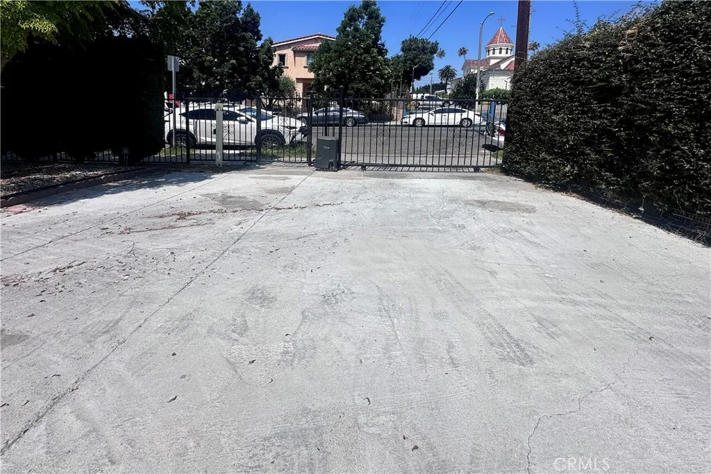 1558 N Kenmore, Los Angeles, CA 90027 - Photo 3 of 36, Los Angeles, CA