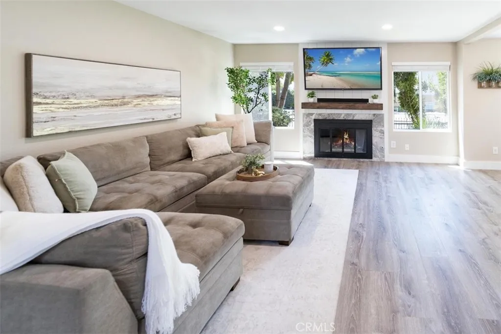 https://cdn.realtyfeed.com/cdn/127/306760112/104be3e5238edd8a4cf1615516d81f53.webp