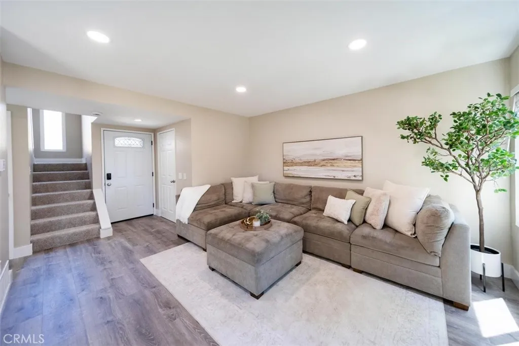 Photo #7: SW26145941 Listing: Photo #7