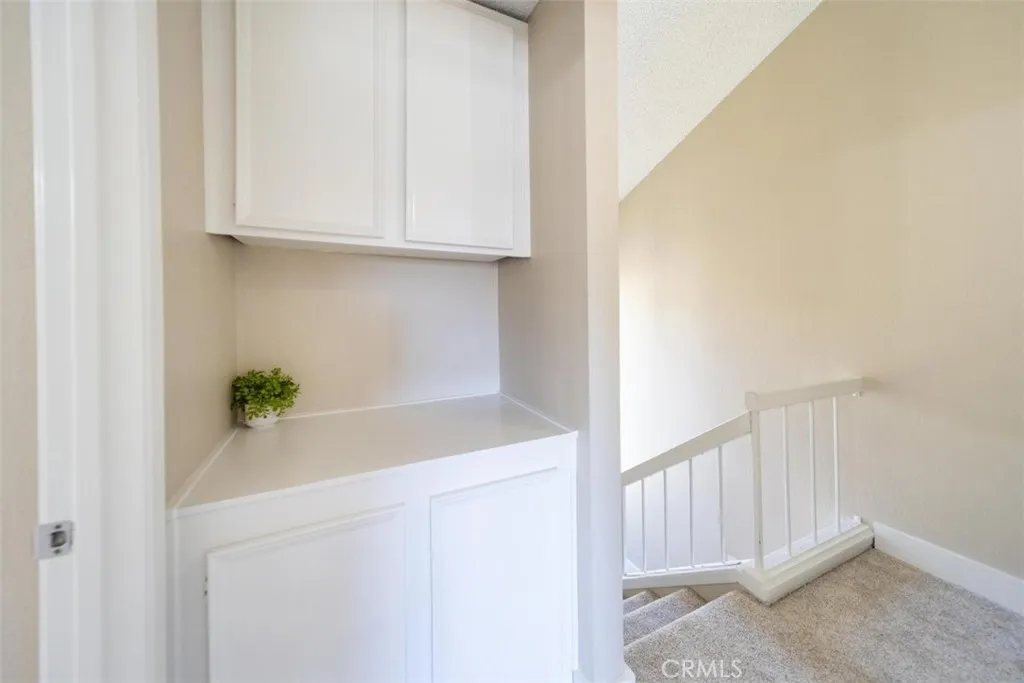 https://cdn.realtyfeed.com/cdn/127/306760112/af233f6581d0b63ca315f97254b5557b.webp