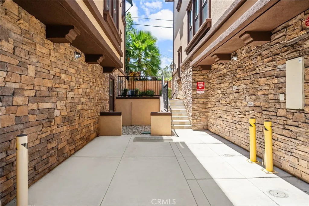 656 West Huntington Drive Unit K-1, Arcadia, CA 91007 - Photo 4 of 63, Arcadia, CA