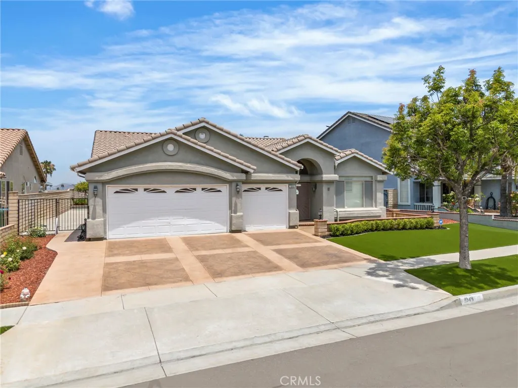 1049 Salem, Corona, CA 92881 - Main photo, Corona, CA