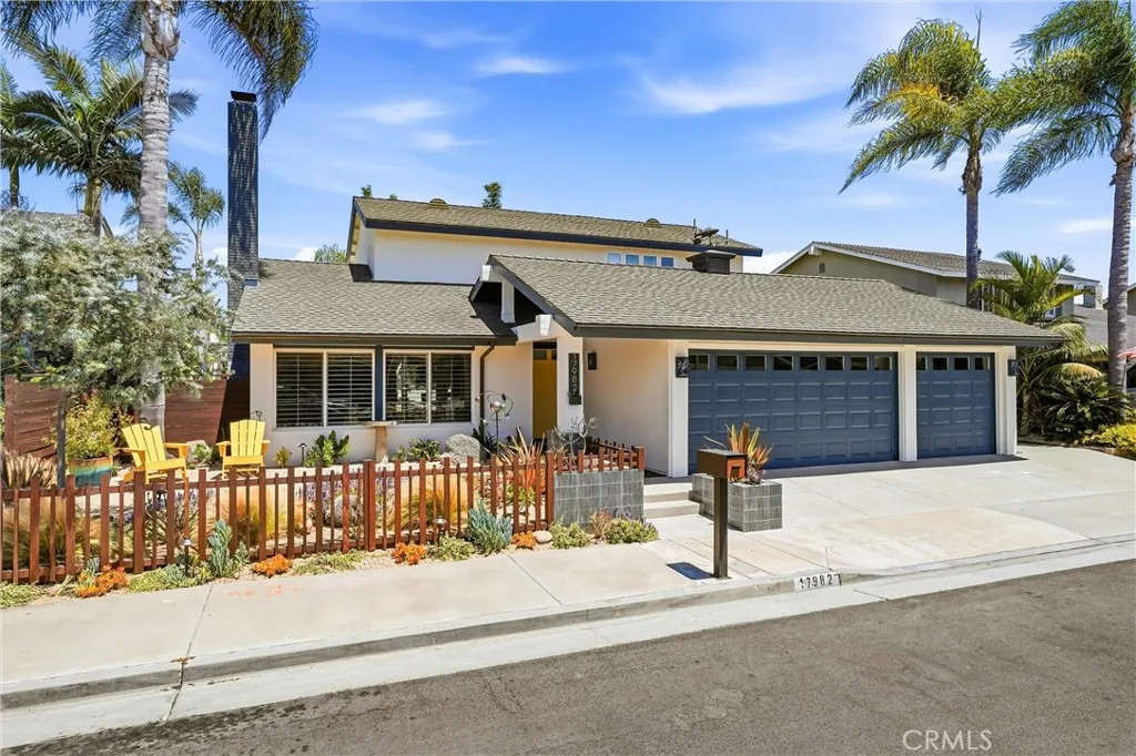 17982 Dellglen Circle, Huntington Beach, CA 92647 - Main photo, Huntington Beach, CA