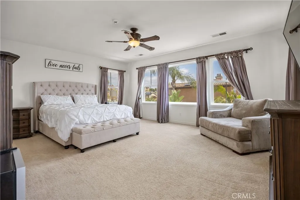 https://cdn.realtyfeed.com/cdn/127/306760142/00a6a84000b498e59c402f3f3de65862.webp