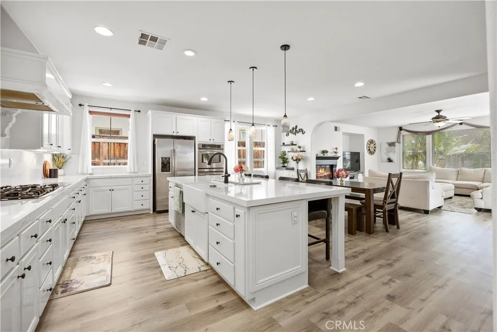 https://cdn.realtyfeed.com/cdn/127/306760142/0e07a566e28dcde6dbc4a92bac36d038.webp