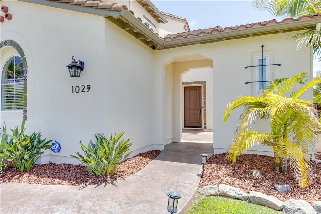 https://cdn.realtyfeed.com/cdn/127/306760142/29fd38be6cc0159152bd692b96f6a1e3.webp