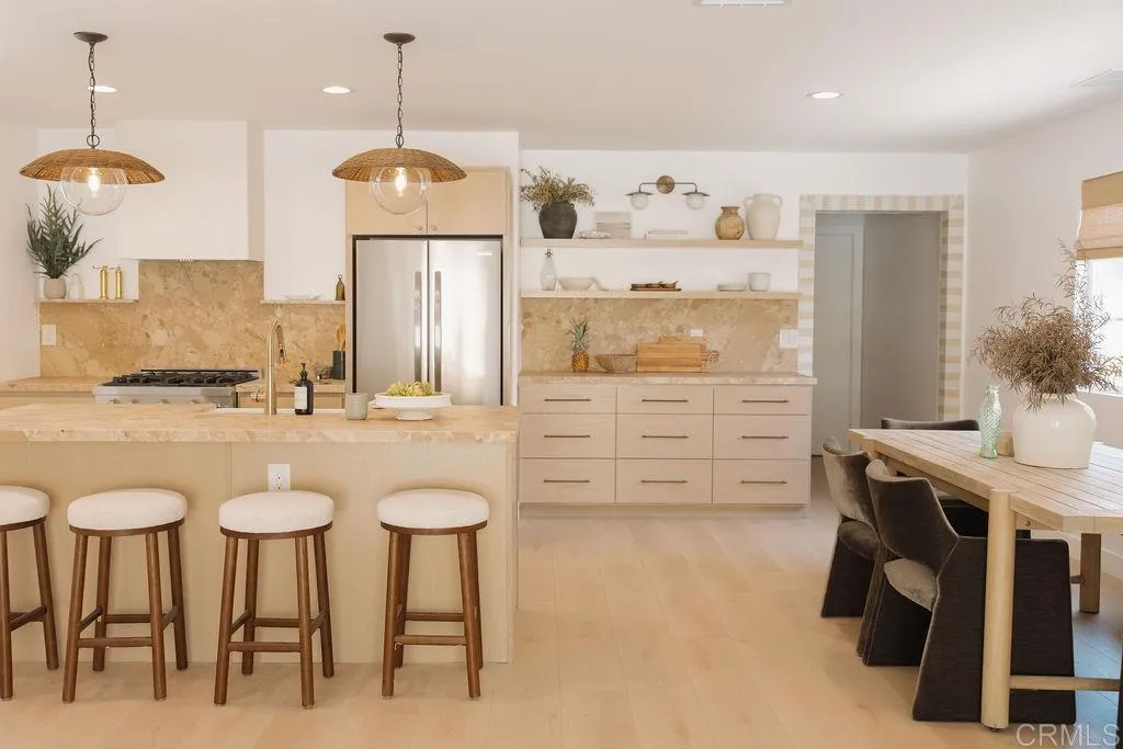 https://cdn.realtyfeed.com/cdn/127/306760147/5b21c0720e67631cf8d5a4f5671912cd.webp