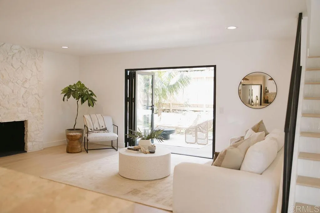 https://cdn.realtyfeed.com/cdn/127/306760147/ac105a97eb23257ad32d057c1191a2a2.webp
