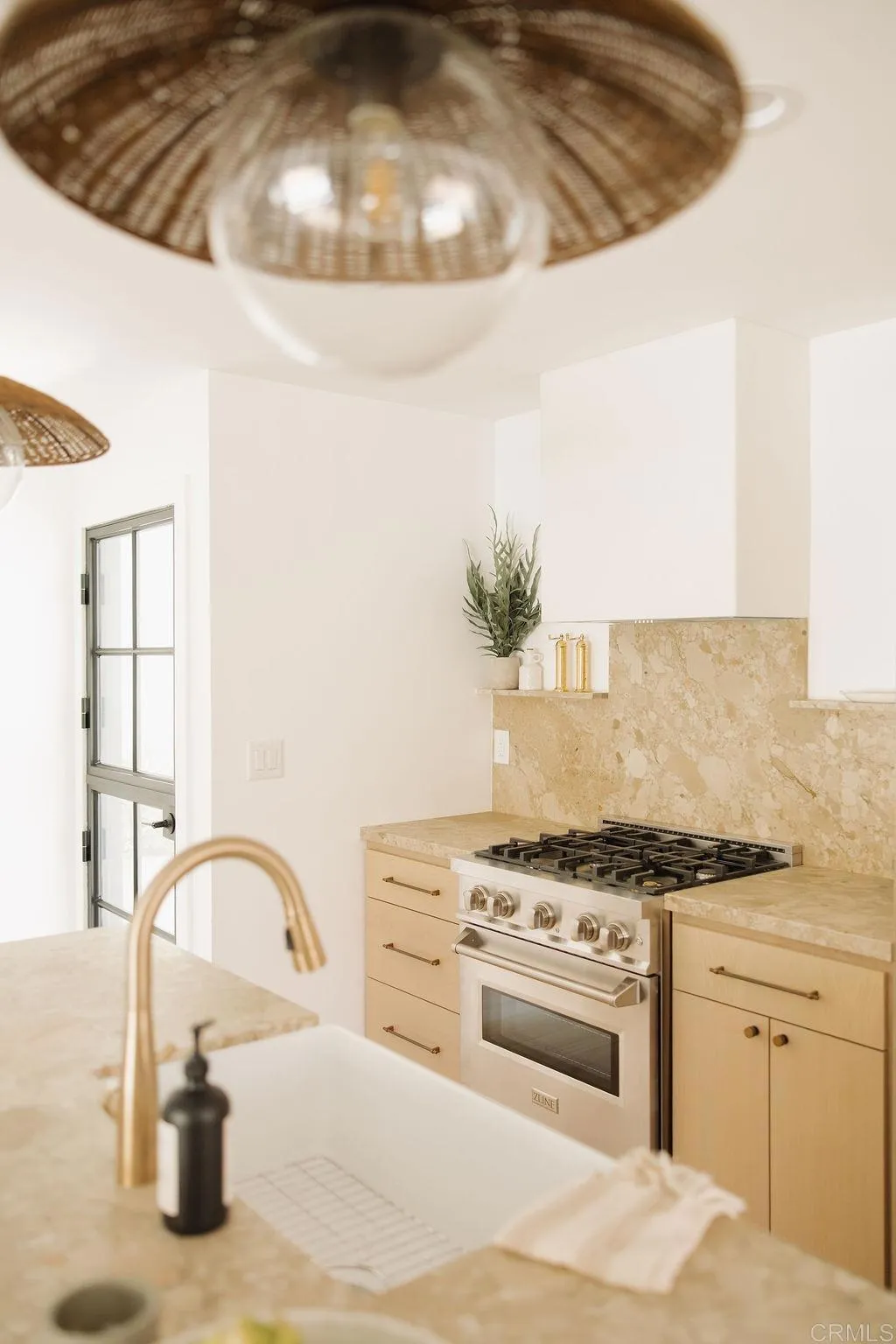 https://cdn.realtyfeed.com/cdn/127/306760147/e8520254da0db48793809e8415b56f68.webp