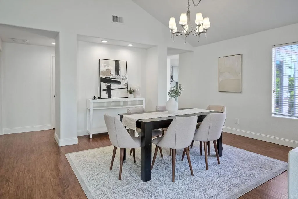 https://cdn.realtyfeed.com/cdn/127/306760150/05b00f61fe620938c83853666caec56f.webp
