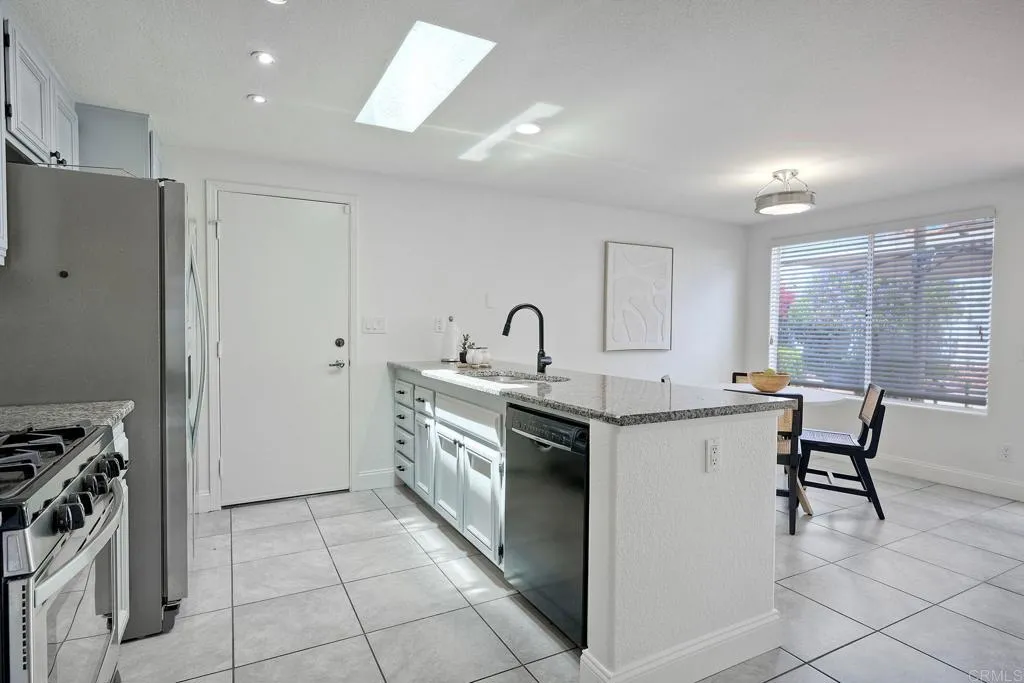 https://cdn.realtyfeed.com/cdn/127/306760150/e79e13435b2f21fe0d084c6fceceef24.webp