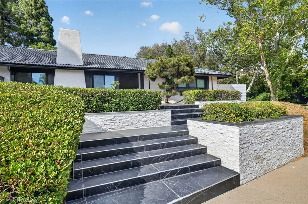 20001 Hiawatha Street, Chatsworth, CA 91311 - Photo 5 of 72, Chatsworth, CA