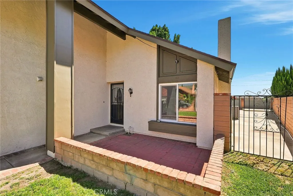 11423 Bartee Ave, Mission Hills (San Fernando), CA 91345 - Photo 5 of 56, Mission Hills (san Fernando), CA