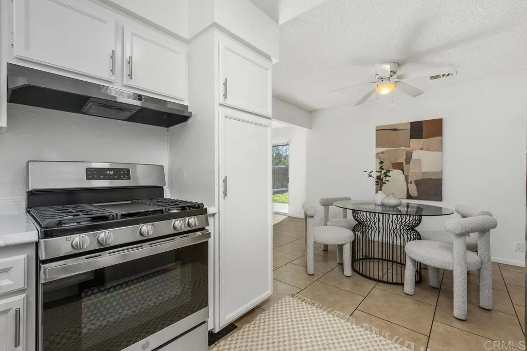 https://cdn.realtyfeed.com/cdn/127/306760181/a32a8c6cb7287816e6dbb08bab12bb1d.webp